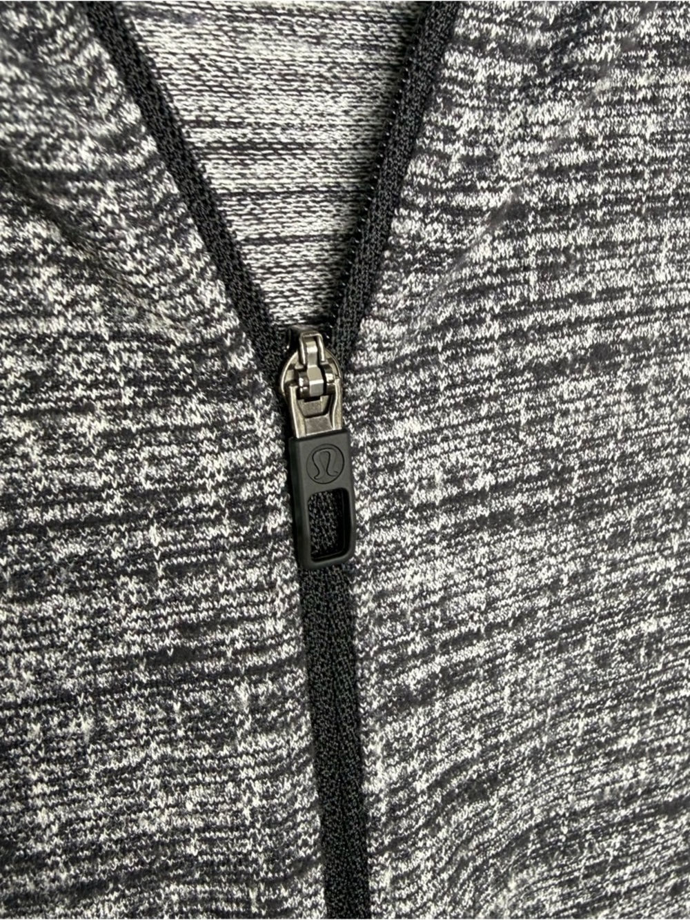 LULULEMON Men’s Surge Warm Full Zip Sweatshirt - Picture 4 of 7